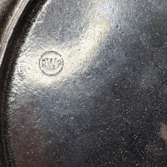 Wilton Mount Joy Pewter Serving Bowl Columbia PA USA Vtg Armetale 9" - Picture 7 of 9